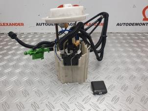 Gebruikte Tank element Pomp Mercedes C (W204) 2.2 C-180 CDI 16V BlueEFFICIENCY Prijs € 80,00 Margeregeling aangeboden door Alexander Autodemontage