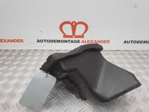 Gebruikte Luchtgeleider BMW 3 serie Touring (F31) 318i 1.5 TwinPower Turbo 12V Prijs € 30,00 Inclusief btw aangeboden door Alexander Autodemontage