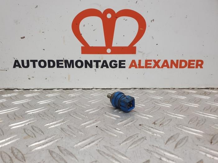 Gebruikte Temperatuursensor Motor Volkswagen Golf IV (1J1) 1.4 16V Prijs op aanvraag aangeboden door Alexander Autodemontage