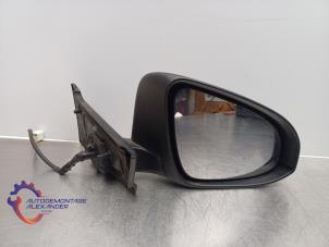Gebruikte Buitenspiegel rechts Toyota Yaris III (P13) 1.33 16V Dual VVT-I Prijs € 60,00 Margeregeling aangeboden door Alexander Autodemontage
