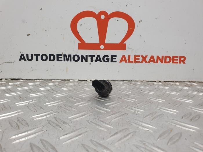 Brandstofdruk sensor van een Opel Corsa D 1.3 CDTi 16V ecoFLEX 2011