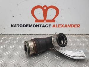 Gebruikte Intercooler Slang Volkswagen Golf V (1K1) 1.9 TDI Prijs op aanvraag aangeboden door Alexander Autodemontage