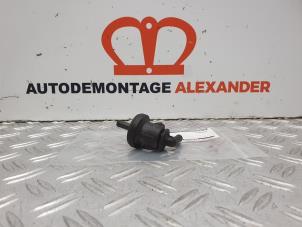 Gebruikte Vacuum ventiel Kia Soul I (AM) 1.6 CVVT 16V Prijs € 30,00 Margeregeling aangeboden door Alexander Autodemontage