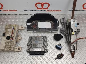 Gebruikte Kontaktslot + computer Volvo V50 (MW) 2.0 D 16V Prijs € 250,00 Margeregeling aangeboden door Alexander Autodemontage