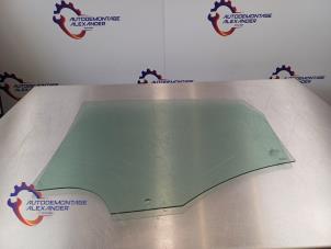 Gebruikte Deurruit 4Deurs rechts-achter Volkswagen Polo V (6R) 1.2 TDI 12V BlueMotion Prijs € 33,99 Margeregeling aangeboden door Alexander Autodemontage