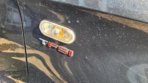 Gebruikte Knipperlicht Scherm rechts-voor Seat Altea XL (5P5) 1.8 TFSI 16V Prijs op aanvraag aangeboden door Alexander Autodemontage