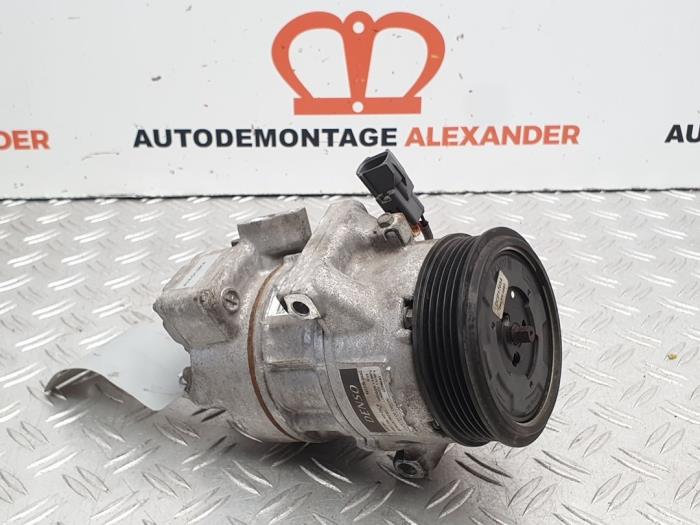 Gebruikte Aircopomp Smart Forfour (454) 1.1 12V Prijs € 200,00 Margeregeling aangeboden door Alexander Autodemontage
