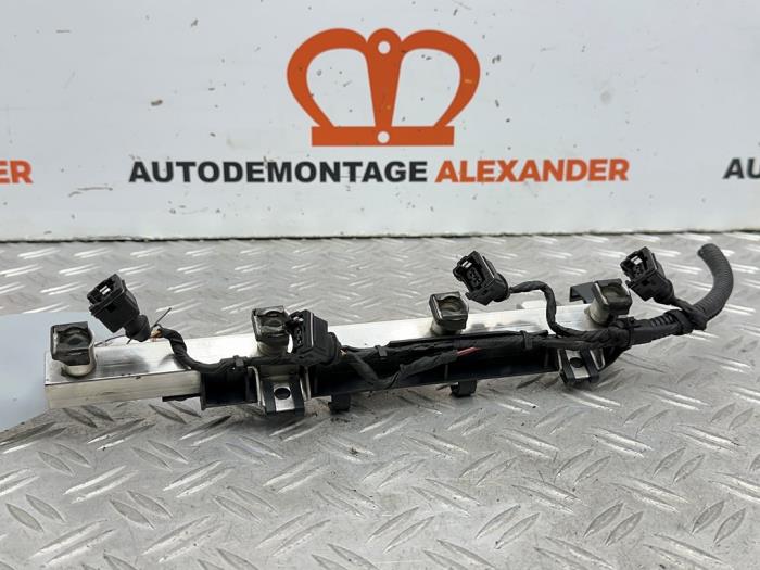 Gebruikte Verstuiver brug BMW 1 serie (E87/87N) 120i 16V Prijs € 20,00 Margeregeling aangeboden door Alexander Autodemontage