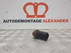 Gebruikte Sensor radiateurtemperatuur Volkswagen Polo V (6R) 1.2 TDI 12V BlueMotion Prijs op aanvraag aangeboden door Alexander Autodemontage