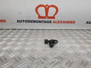 Gebruikte Nokkenas Sensor Renault Twingo II (CN) 1.5 dCi 90 FAP Prijs op aanvraag aangeboden door Alexander Autodemontage