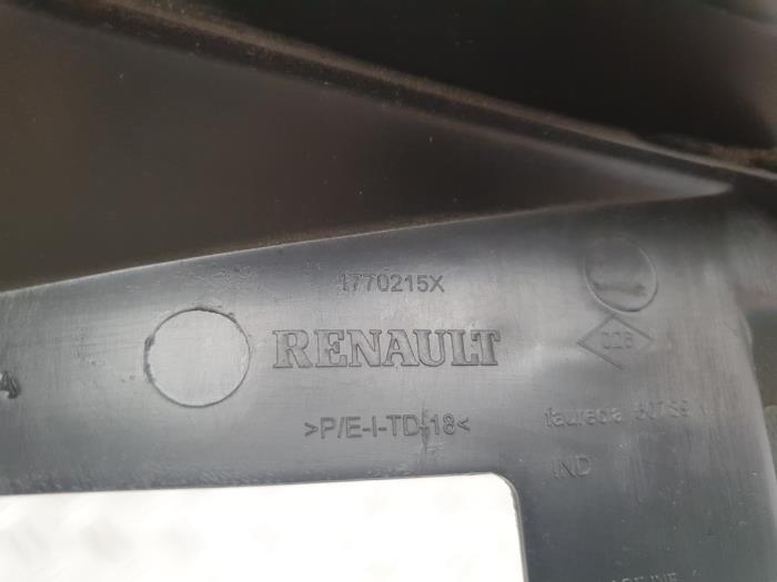 Dashboard deel van een Renault Clio IV (5R) 0.9 Energy TCE 90 12V 2018