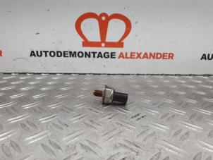 Gebruikte Brandstofdruk sensor Landrover Range Rover Sport (LS) 2.7 TDV6 24V Prijs € 80,00 Margeregeling aangeboden door Alexander Autodemontage