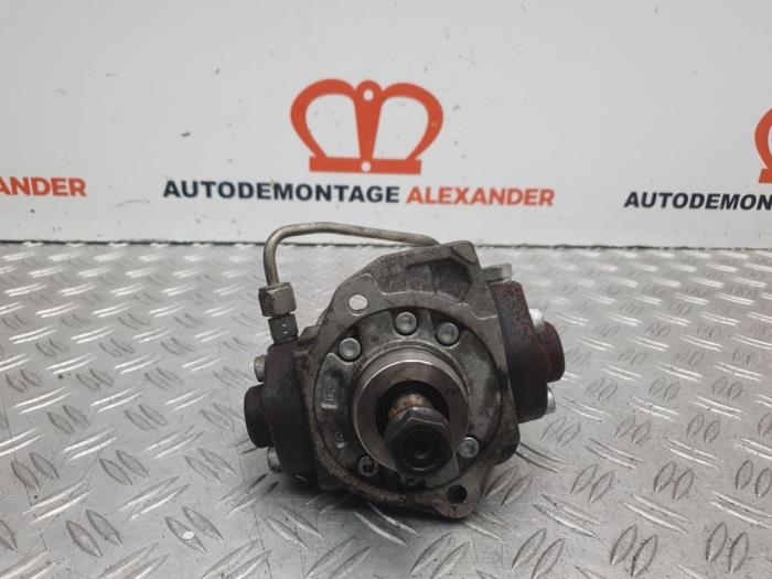 Gebruikte Dieselpomp Opel Astra K 1.6 CDTI 110 16V Prijs op aanvraag aangeboden door Alexander Autodemontage