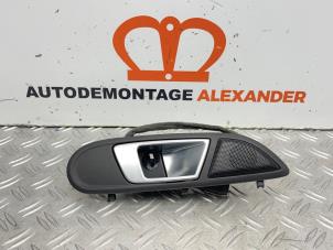 Gebruikte Deurgreep 2Deurs rechts Ford Fiesta 6 (JA8) 1.0 EcoBoost 12V 100 Prijs op aanvraag aangeboden door Alexander Autodemontage