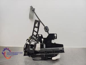 Gebruikte Deurslot Mechaniek 4Deurs rechts-voor Ford Fiesta 6 (JA8) 1.0 EcoBoost 12V 100 Prijs op aanvraag aangeboden door Alexander Autodemontage