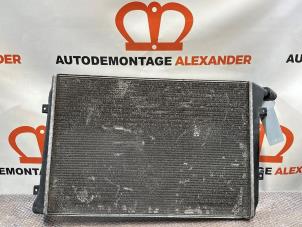 Gebruikte Radiateur Volkswagen Passat (3C2) 2.0 TDI 140 Prijs € 25,00 Inclusief btw aangeboden door Alexander Autodemontage