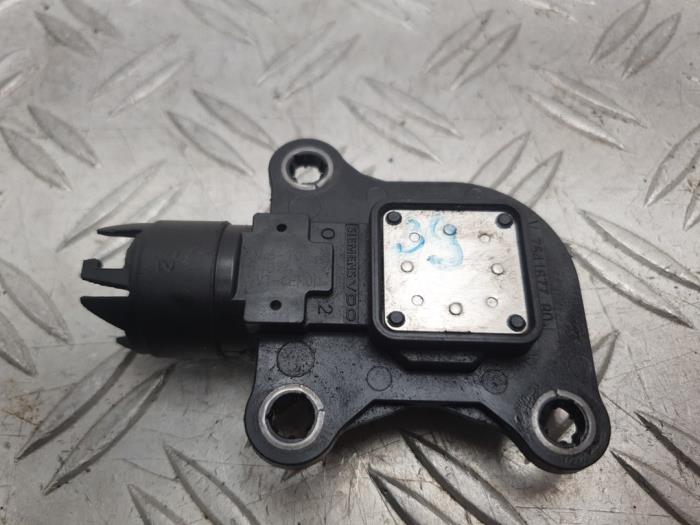 Nokkenas Sensor van een MINI Mini (R50/53) 1.6 16V Cooper 2001