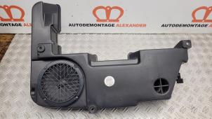 Gebruikte Subwoofer Audi A4 (B8) 1.8 TFSI 16V Prijs op aanvraag aangeboden door Alexander Autodemontage