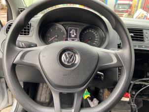 Gebruikte Airbag links (Stuur) Volkswagen Polo V (6R) 1.4 TDI 12V 75 Prijs € 200,00 Margeregeling aangeboden door Alexander Autodemontage