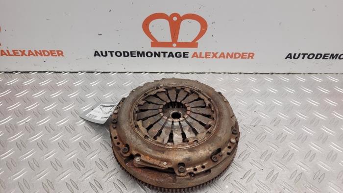 Gebruikte Dubbele massa vliegwiel Opel Corsa D 1.3 CDTi 16V ecoFLEX Prijs op aanvraag aangeboden door Alexander Autodemontage