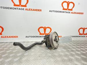 Gebruikte Stuurbekrachtiging Pomp Audi A6 Avant (C5) 2.5 TDI V6 24V Prijs op aanvraag aangeboden door Alexander Autodemontage