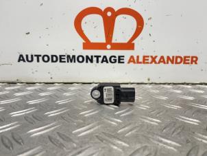 Gebruikte Sensor Airbag Peugeot 108 1.0 12V Prijs op aanvraag aangeboden door Alexander Autodemontage