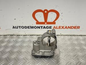 Gebruikte Gasklephuis Mercedes E (W213) E-200d 2.0 Turbo 16V Prijs € 19,99 Margeregeling aangeboden door Alexander Autodemontage