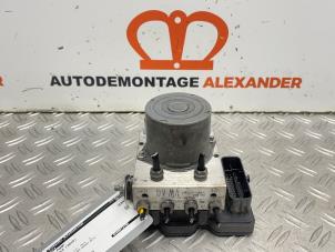Gebruikte ABS Pomp Volkswagen Polo V (6R) 1.4 TDI DPF BlueMotion technology Prijs € 19,99 Margeregeling aangeboden door Alexander Autodemontage