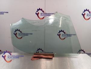 Gebruikte Deurruit 2Deurs rechts Renault Kangoo Express (FW) 1.5 dCi 90 FAP Prijs € 39,99 Margeregeling aangeboden door Alexander Autodemontage