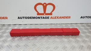 Gebruikte Gevarendriehoek Volkswagen Polo V (6R) 1.2 12V Prijs op aanvraag aangeboden door Alexander Autodemontage