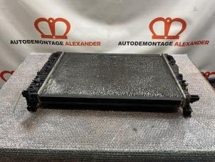 Gebruikte Radiateur Mercedes E (W211) 1.8 E-200 NGT 16V Prijs € 24,99 Margeregeling aangeboden door Alexander Autodemontage