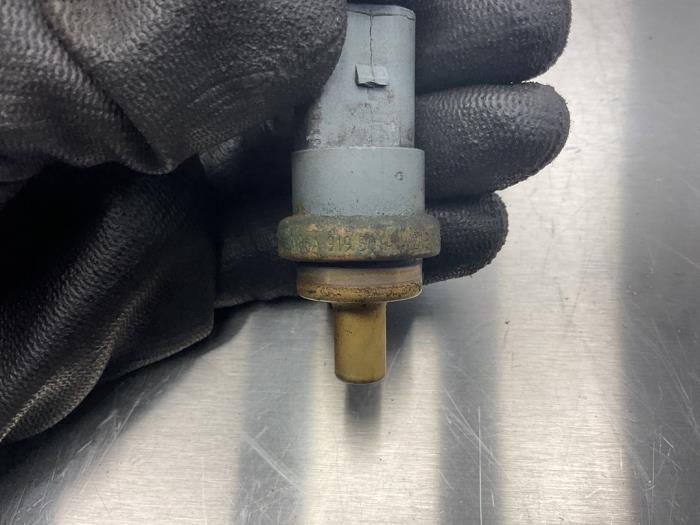 Radiateurtemperatuur sensor van een Audi A3 Cabriolet (8P7) 2.0 TDI 16V 2008