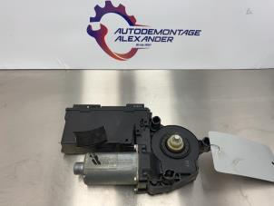 Gebruikte Portierruitmotor Audi A8 (D3) 2.8 V6 24V FSI Prijs op aanvraag aangeboden door Alexander Autodemontage