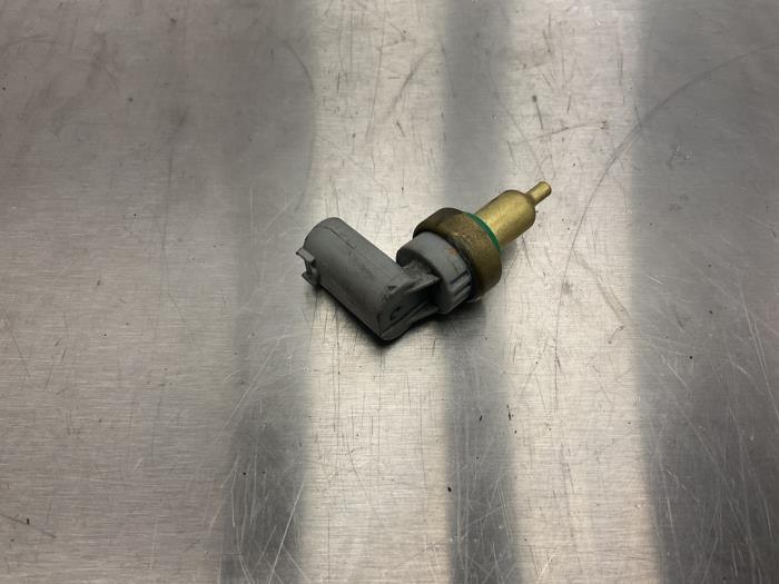 Temperatuursensor Motor van een Mercedes-Benz E (W213) E-220d 2.0 Turbo 16V 2018