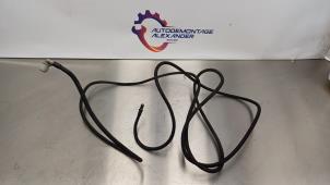 Gebruikte Leiding (diversen) Peugeot 3008 I (0U/HU) 1.6 16V THP 155 Prijs € 20,00 Margeregeling aangeboden door Alexander Autodemontage