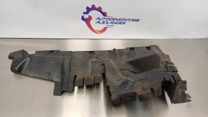 Gebruikte Luchtgeleider Peugeot 3008 I (0U/HU) 1.6 16V THP 155 Prijs op aanvraag aangeboden door Alexander Autodemontage