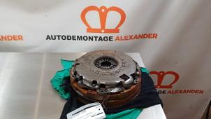 Gebruikte Koppelingsset (compleet) Ford Transit 2.0 TDCi 16V Eco Blue 170 Prijs op aanvraag aangeboden door Alexander Autodemontage