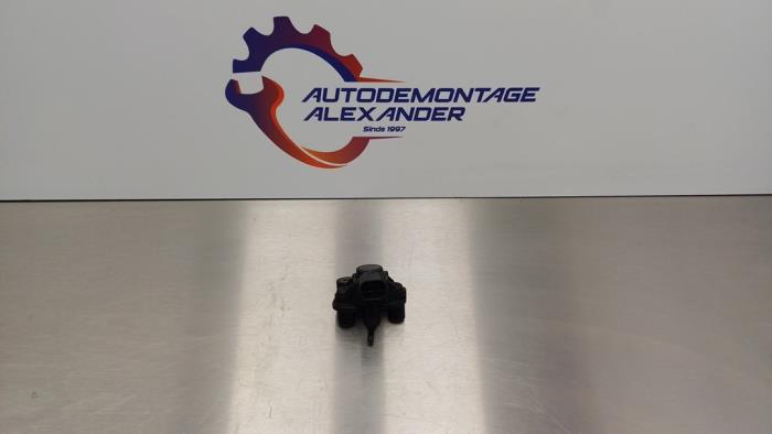 Brandstofdruk sensor van een Mercedes-Benz C (W204) 2.2 C-200 CDI 16V BlueEFFICIENCY 2010