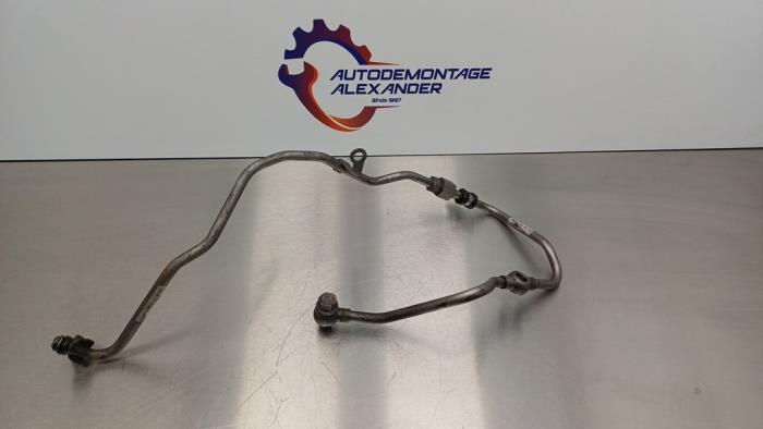 Oliedruk Leiding van een Mercedes-Benz C (W205) C-220 2.2 CDI BlueTEC, C-220 d 16V 2016