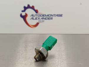 Gebruikte Oliedruk sensor Volkswagen Golf VII Variant (AUVV) 1.6 TDI BMT 16V Prijs op aanvraag aangeboden door Alexander Autodemontage