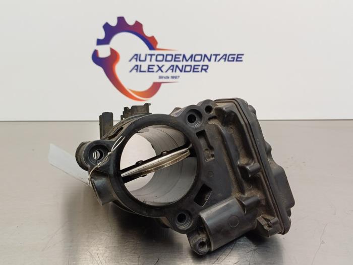 Gebruikte Gasklephuis BMW 3 serie (F30) 320d xDrive 2.0 16V Prijs € 42,34 Inclusief btw aangeboden door Alexander Autodemontage