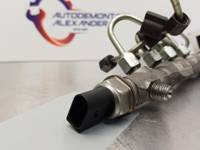 Gebruikte Brandstofdruk sensor Volkswagen Golf VII Variant (AUVV) 1.6 TDI BMT 16V Prijs op aanvraag aangeboden door Alexander Autodemontage