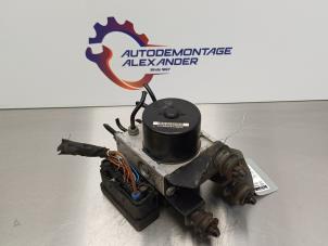 Gebruikte ABS Pomp Volkswagen Golf VI (5K1) 1.4 16V Prijs € 80,00 Margeregeling aangeboden door Alexander Autodemontage