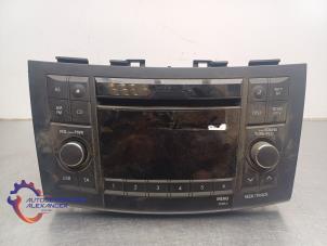 Gebruikte Radio CD Speler Suzuki Swift (ZA/ZC/ZD) 1.3 D 16V Prijs op aanvraag aangeboden door Alexander Autodemontage
