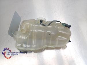 Gebruikte Expansievat Volvo V40 (MV) 1.6 D2 Prijs € 40,00 Margeregeling aangeboden door Alexander Autodemontage