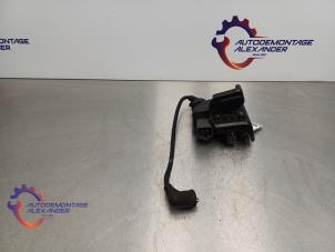 Gebruikte Bobine Honda Shuttle (RA) 2.2i LS,ES 16V Prijs op aanvraag aangeboden door Alexander Autodemontage