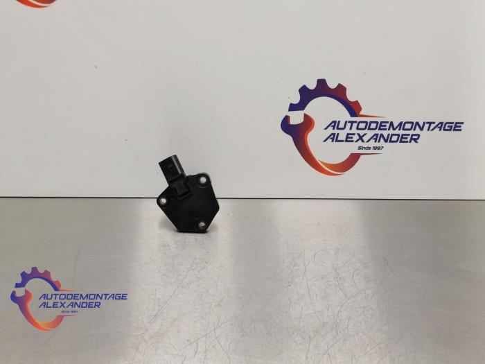 Gebruikte Olie niveau sensor Volkswagen Polo V (6R) 1.4 TDI DPF BlueMotion technology Prijs op aanvraag aangeboden door Alexander Autodemontage