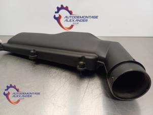 Gebruikte Luchtfilterhuis Peugeot 3008 I (0U/HU) 1.6 16V THP 155 Prijs op aanvraag aangeboden door Alexander Autodemontage