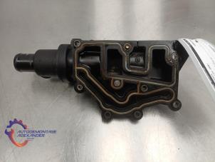 Gebruikte Thermostaathuis Renault Clio III (BR/CR) 1.6 16V Prijs op aanvraag aangeboden door Alexander Autodemontage