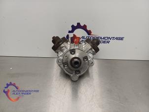 Hogedrukpomp van een BMW 4 serie (F32) 435d xDrive 3.0 24V 2016